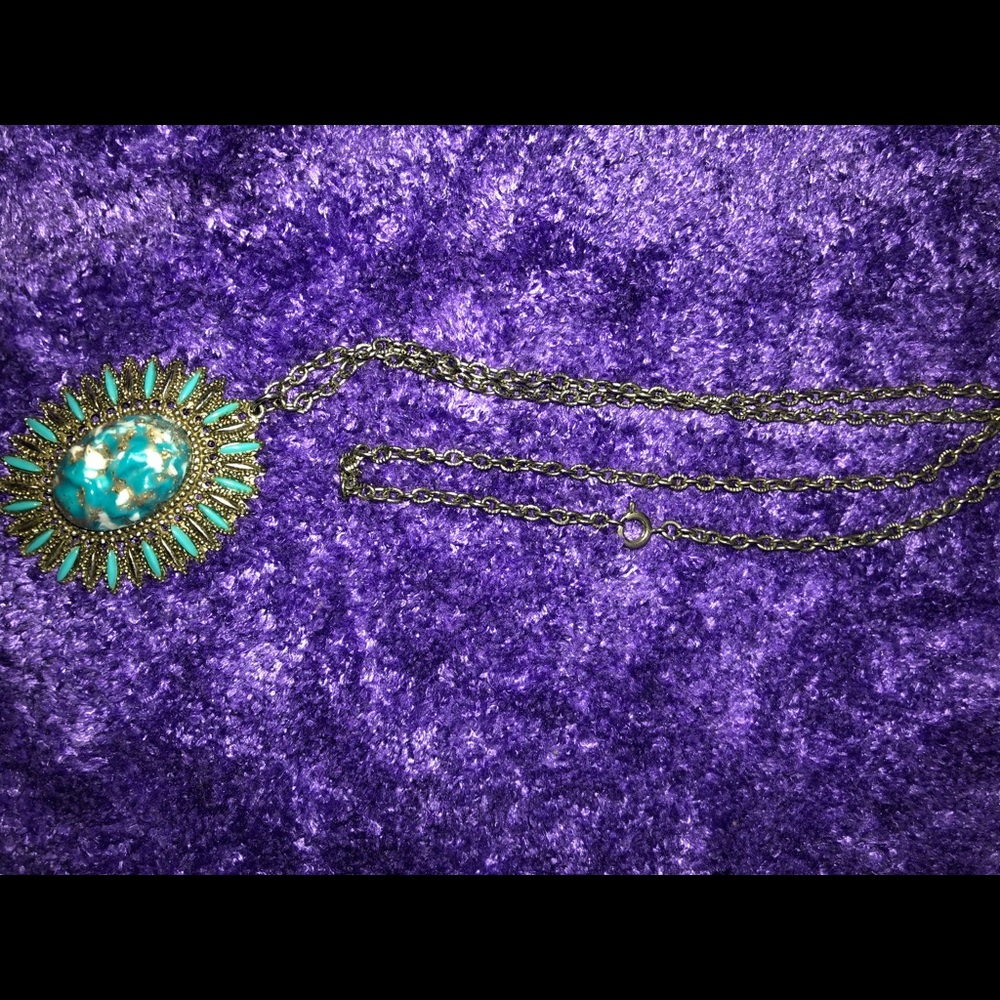 Torquiose pendant on sterling silver chain